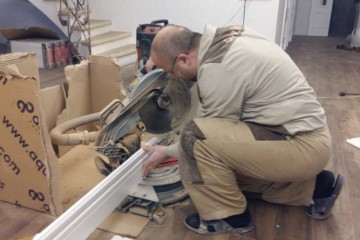 Белоснежный плинтус